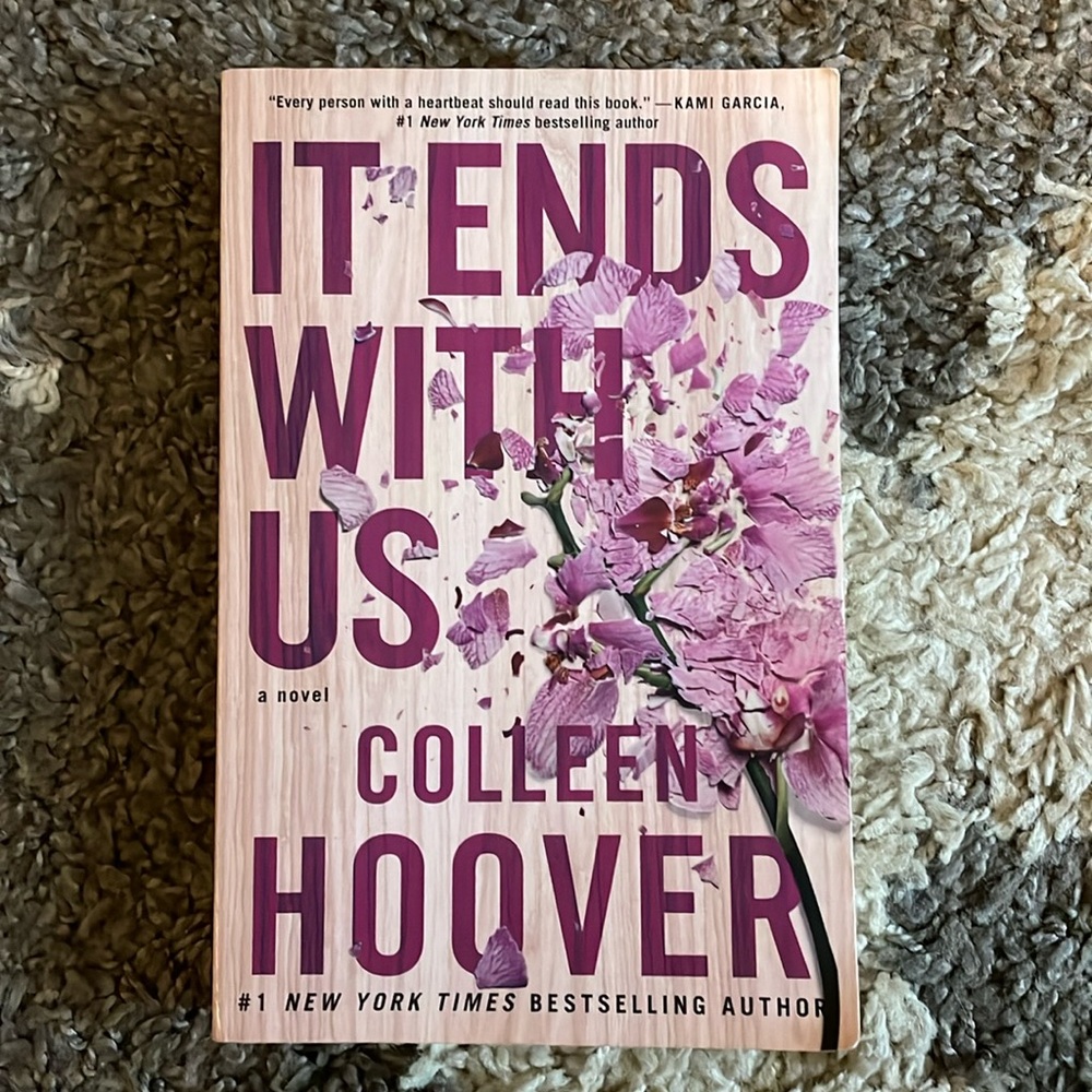 It Ends With Us by Colleen Hoover